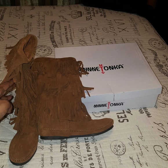 Leather fringe boots - Picture 3 of 3